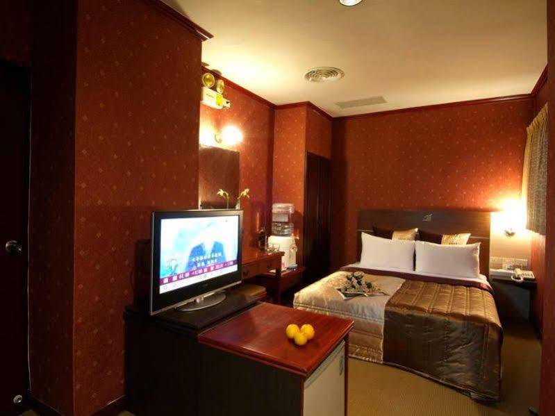 Golden Swallow Hotel Hsinchu Exterior foto